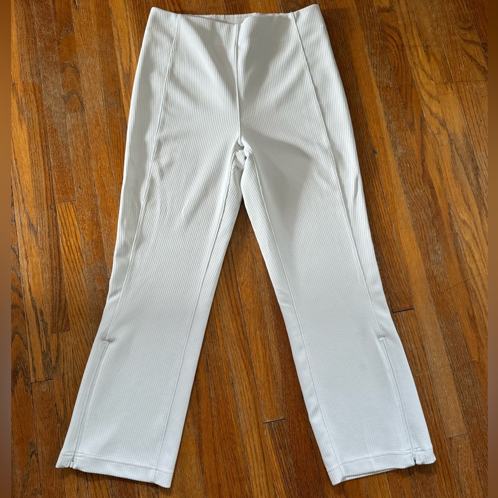 Ribbed softstream zip-leg crop 25”